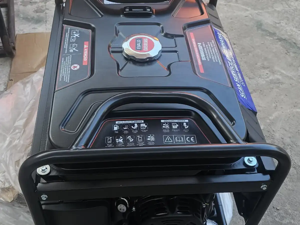 Gerador de 10 kVA para alimentar torre de iluminação em São Luís, MA